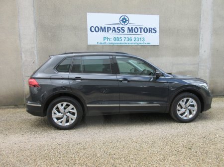 2022 Volkswagen Tiguan - photo 10