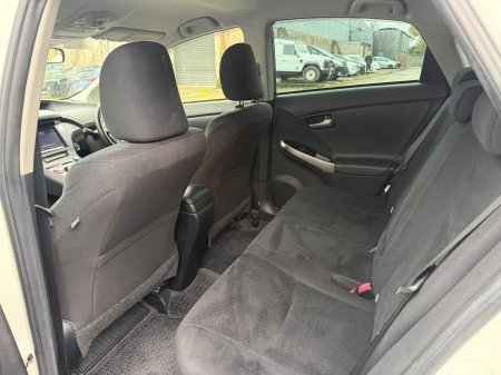 2013 Toyota Prius - photo 18