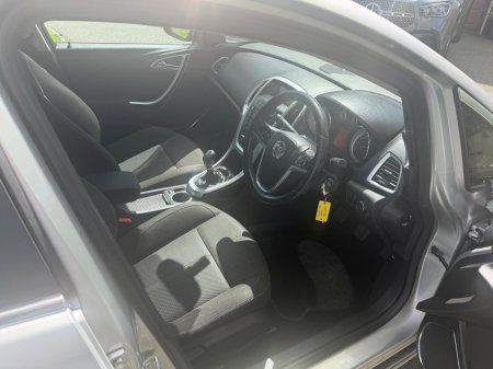 2012 Vauxhall Astra - photo 7