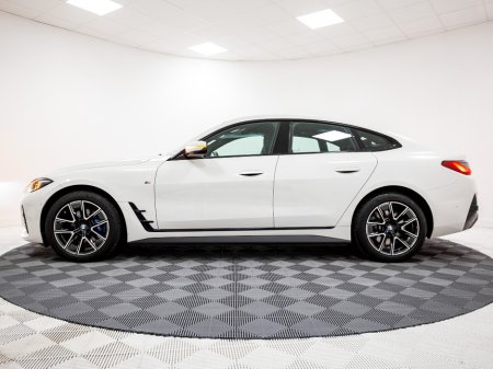 2025 BMW i4 - photo 30
