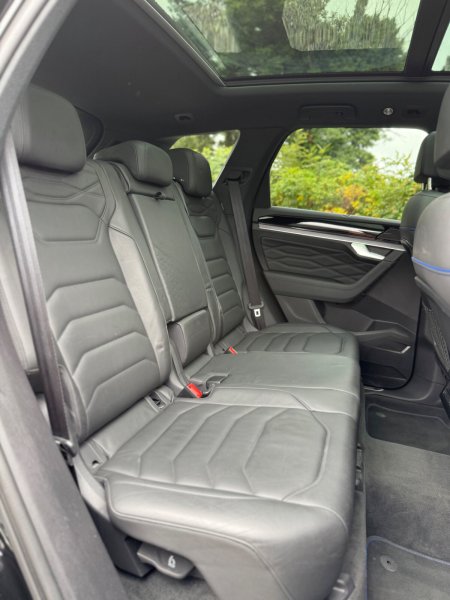 2024 Volkswagen Touareg - photo 46