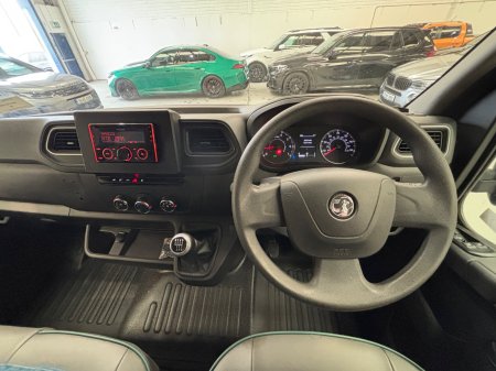 2021 Vauxhall Movano - photo 16