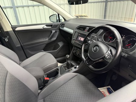 2017 Volkswagen Tiguan - photo 4