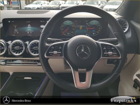 2023 Mercedes-Benz GLA - photo 2