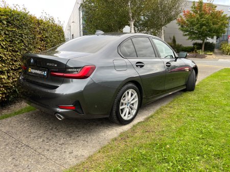 2022 BMW 3-Series - photo 13
