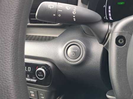 2024 Toyota Yaris - photo 22