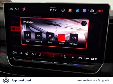 2025 Volkswagen Golf - photo 37