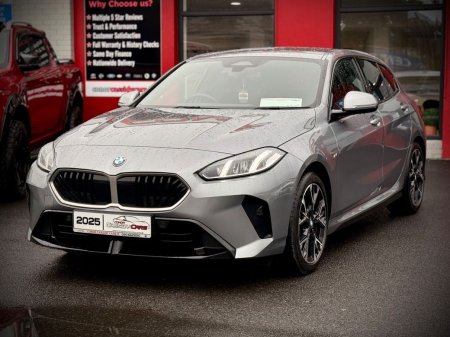 2025 BMW 1-Series - photo 4