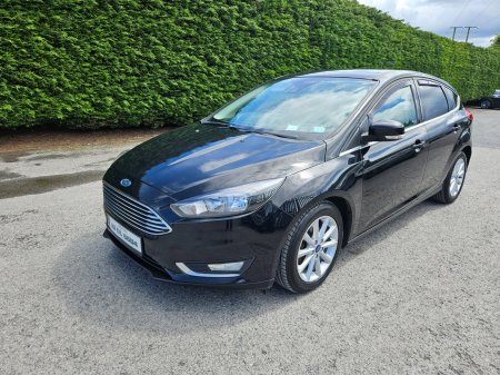2016 Ford Focus - photo 2