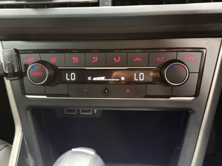 2020 Volkswagen Polo - photo 18
