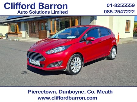 2017 Ford Fiesta - photo 2