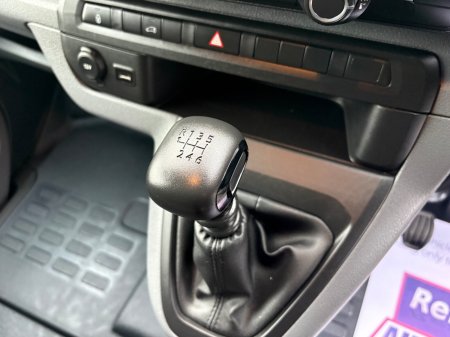 2022 Vauxhall Vivaro - photo 10