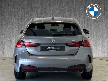 2026 BMW 1-Series - photo 17
