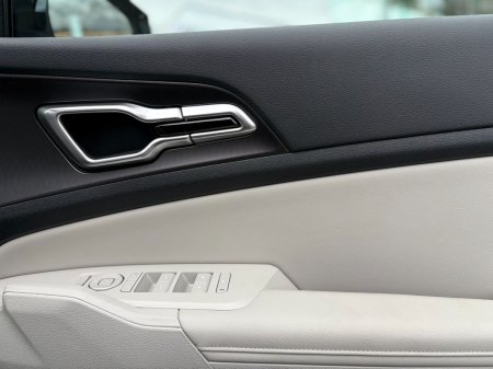 2026 Kia Sportage - photo 8