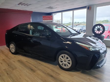 2021 Toyota Prius - photo 2