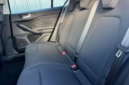 2019 Ford Focus - photo 20