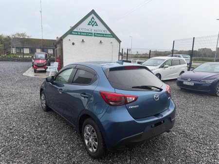 2017 Mazda Demio - photo 13
