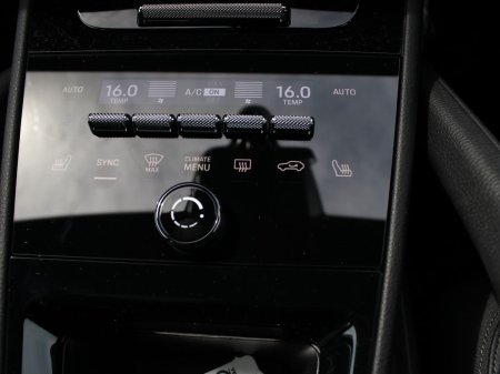 2026 Porsche Cayenne - photo 21