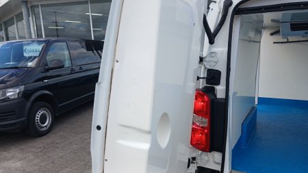2021 Vauxhall Vivaro - photo 18