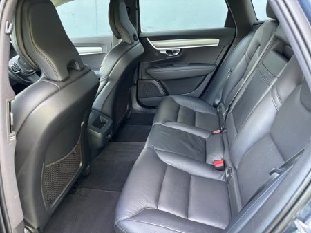 2020 Volvo V90 - photo 9