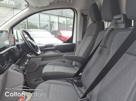 2025 Ford Transit Custom - photo 10