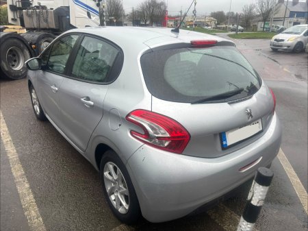 2014 Peugeot 208 - photo 4