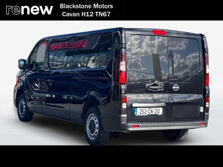 2025 Nissan Primastar - photo 2