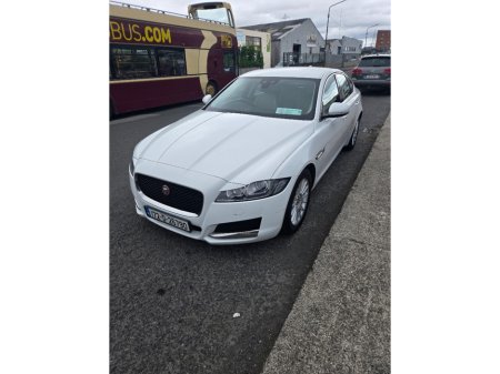 2017 Jaguar XF - photo 15