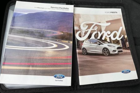 2020 Ford Fiesta - photo 22