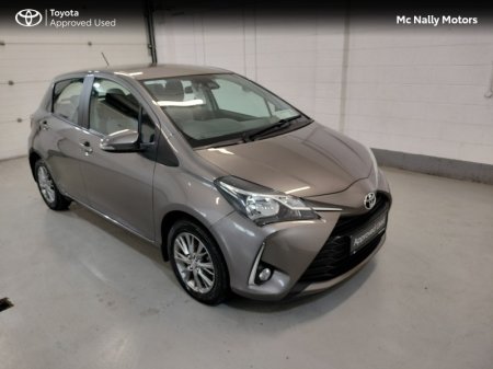 2019 Toyota Yaris 1.0 5DR LUNA REVERSE CAMERA WIND DEFLECTORS
