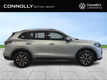 2026 Volkswagen Tiguan - photo 3