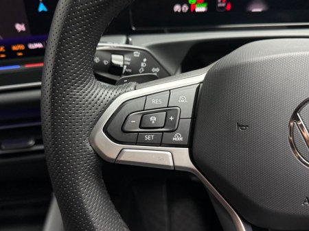 2025 Volkswagen Tiguan - photo 19