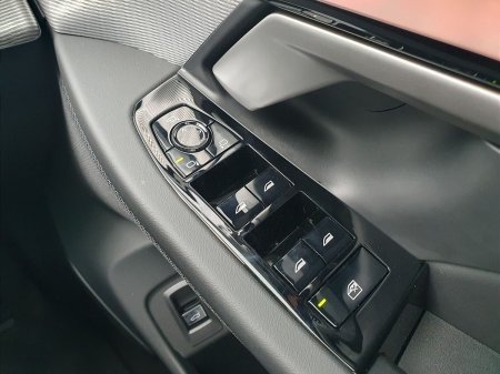 2026 BMW 5-Series - photo 23