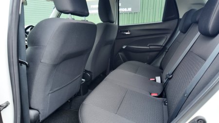 2019 Suzuki Swift - photo 17