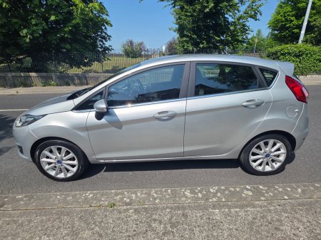 2016 Ford Fiesta - photo 6