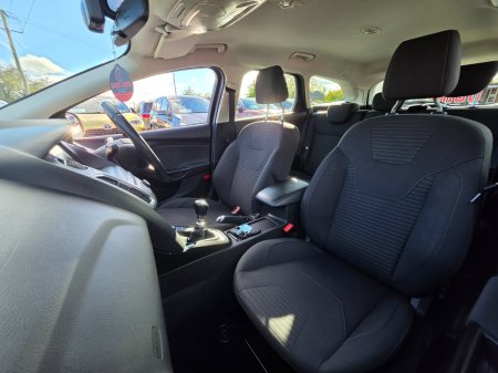 2018 Ford Focus - photo 27