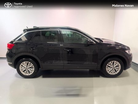 2022 Volkswagen T-Roc - photo 3