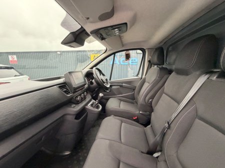 2023 Renault Trafic - photo 39