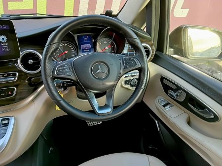 2016 Mercedes-Benz V-Class - photo 25