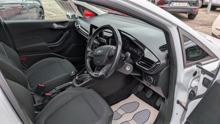 2018 Ford Fiesta - photo 8
