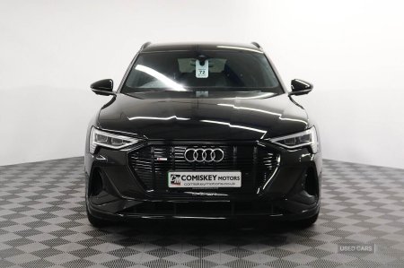 2022 Audi e-tron - photo 2