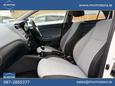 2015 Hyundai i20 - photo 7