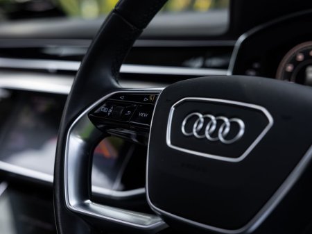 2023 Audi A8 - photo 17