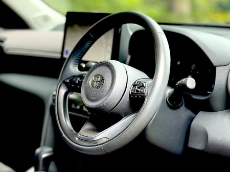 2025 Toyota Yaris Cross - photo 12