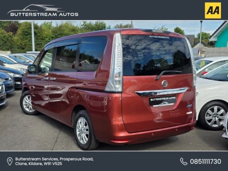 2015 Nissan Serena - photo 5