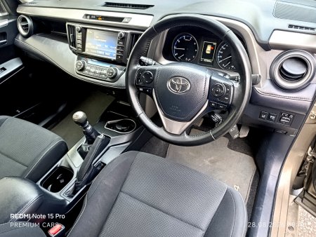 2018 Toyota RAV4 - photo 14
