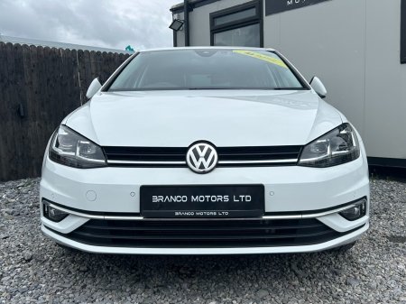 2020 Volkswagen Golf - photo 2