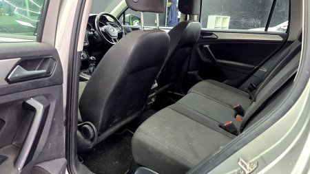 2018 Volkswagen Tiguan - photo 18