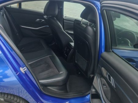 2023 BMW 3-Series - photo 15
