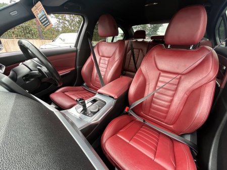 2022 BMW 3-Series - photo 28